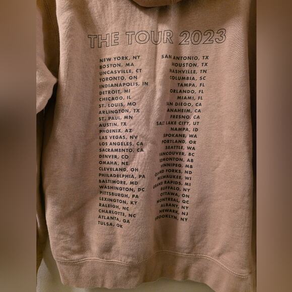 Jonas Brothers 2023 Concert Tour Hoodie Sweatshirt Size S Brown - Picture 4 of 8